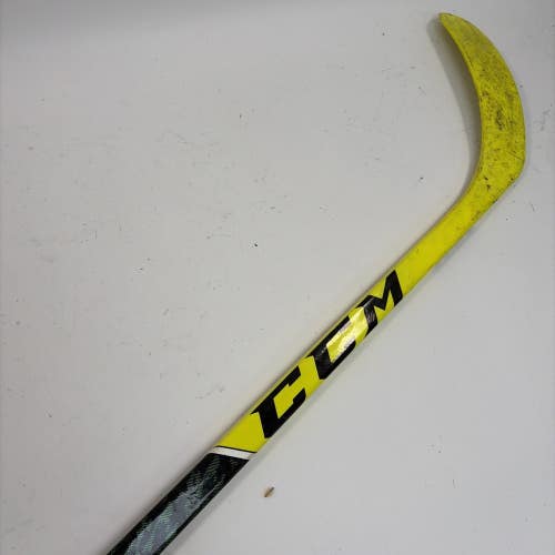 CCM Tacks Youth Hockey Stick, Right, 30 Flex Grip, Crosby P29