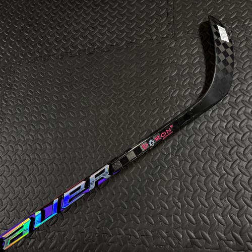 Senior Bauer Pulse Right Handed Hockey Stick P28 77 Flex (New) - Limited Edition - Graffiti