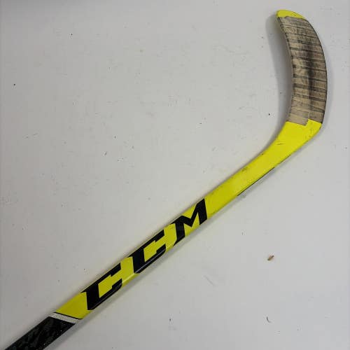 CCM Tacks Youth Hockey Stick, Right, 30 Flex Grip, Crosby P29