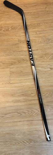 Senior Easton Synergy HTX Left Hand Hockey Stick Mid Pattern 85 Flex (Used)