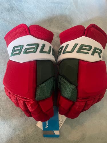 Bauer Supreme 2S Pro Gloves 13" Devils Heritage Johnsson