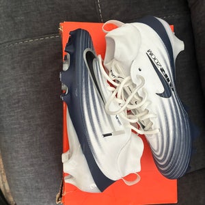 Unisex 6Y (Big Kids / Youth) Nike Mid Top (New)