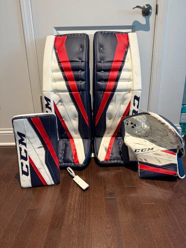 34" 2017 CCM Extreme Flex 3.9 Regular Goalie Full Set (Used)