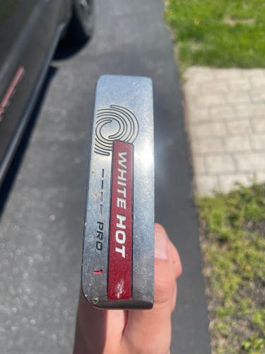Men's 2013 Odyssey White Hot Pro #1 Blade Right Handed Putter Steel Shaft 34" (Used)