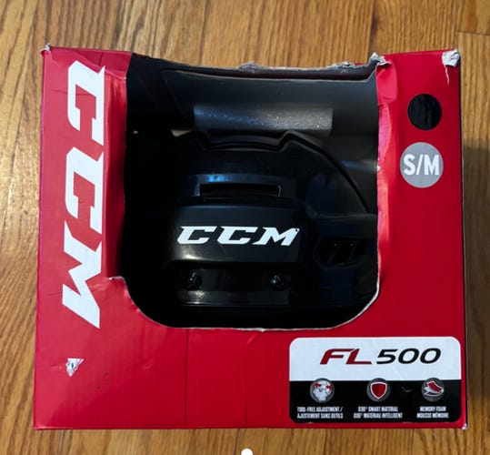 Small/Medium CCM FL500 Helmet (New)