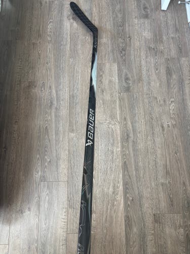 Senior Bauer Vapor Flylite Left Hand Hockey Stick P28M 70 Flex Pro Stock (New)
