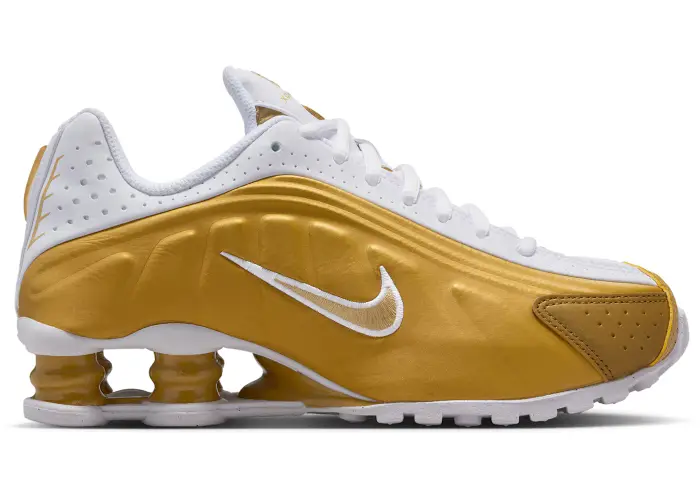 Size 4.5 - Nike Shox R4 Metallic Gold White (GS) CW2626-700