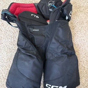 Black Junior Medium CCM Jetspeed FT6 Hockey Pants (Used)