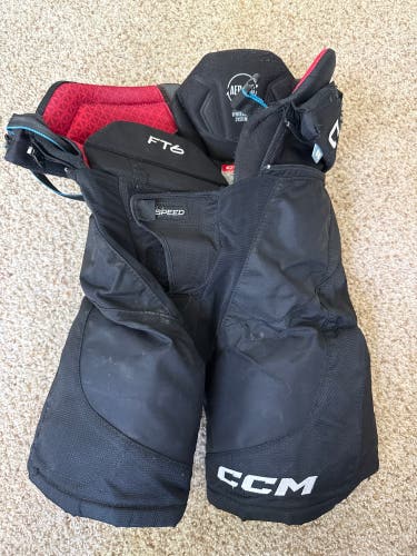 Black Junior Medium CCM Jetspeed FT6 Hockey Pants (Used)