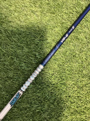 Graphite Design Tour AD Blue Driver Shaft VR-6 Stiff Flex 44 Inches TaylorMade