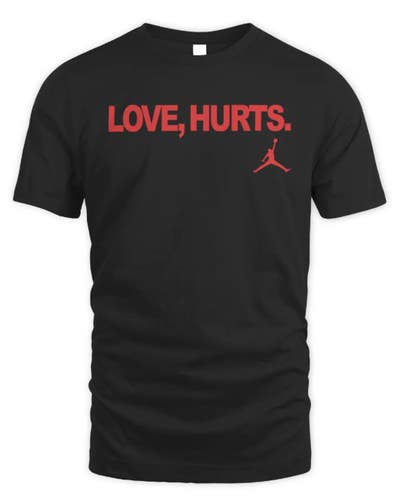 Size XL - Jordan Jalen Hurts Love Hurts T-shirt Sport bred iq3767-010