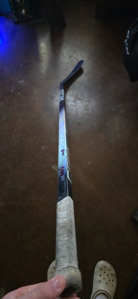 Senior CCM JetSpeed FT8 Pro Right Handed Hockey Stick P29 75 Flex (Used)