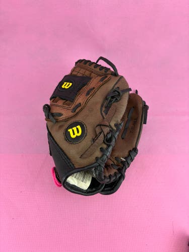 Wilson A450 RHT T-Ball Baseball Glove 10"