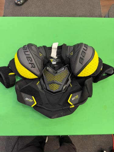 Large Intermediate Bauer Supreme Ultrasonic Shoulder Pads (Used)
