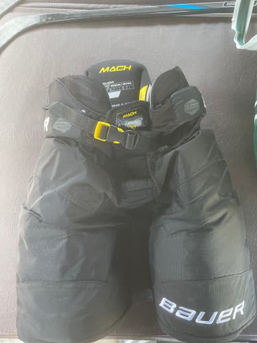 Senior Medium Bauer Supreme Mach Hockey Pants (Used)