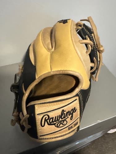 2024 Rawlings Heart of the Hide RH Infield Baseball Glove 11.5" (Used)