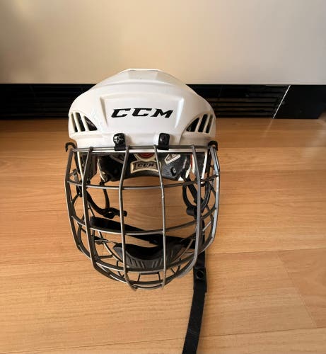 CCM FitLite 80 Helmet Combo with CCM cage   size Adult Large