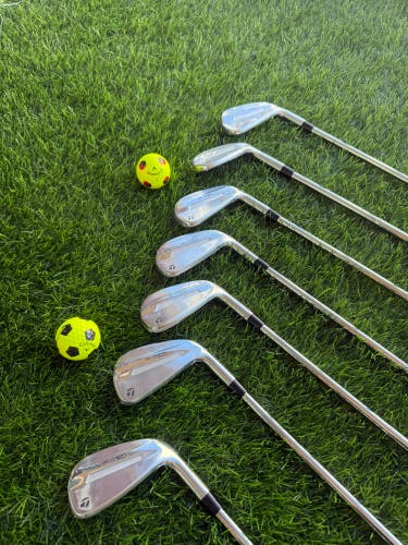 Men's 2025 TaylorMade P-790 Right Handed Iron Set Stiff Flex Steel Shaft (New)