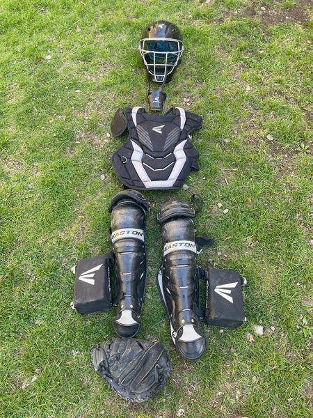 Black Easton Gametime Catcher's Set (Used) Age 7-13