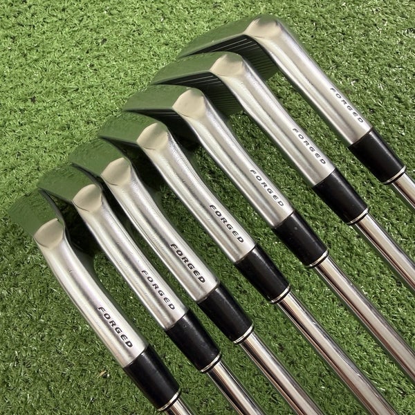 Srixon ZX7 MK II Iron Set 4-PW Project X Rifle 6.0 Stiff Flex Left