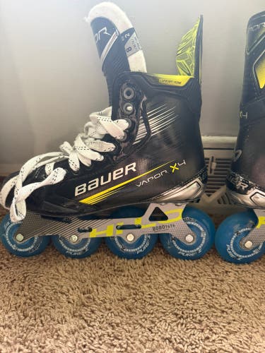 Bauer Vapor X4 Inline Skates Regular Width Size 8 (Used)