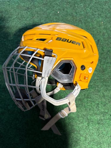 Yellow Small Bauer Re-Akt 150 Helmet (Used)