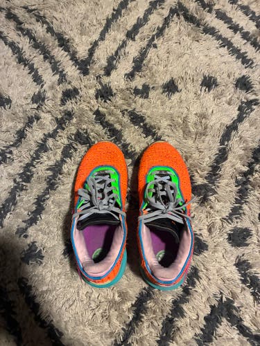 Men's Size M 9.0 (W 10.0) Nike Lebron 20 Shoes (Used)