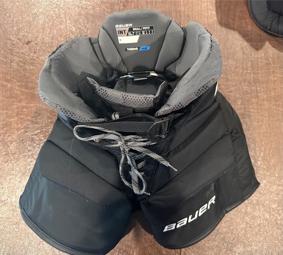 Intermediate Small Bauer Elite Hockey Goalie Pants (Used)