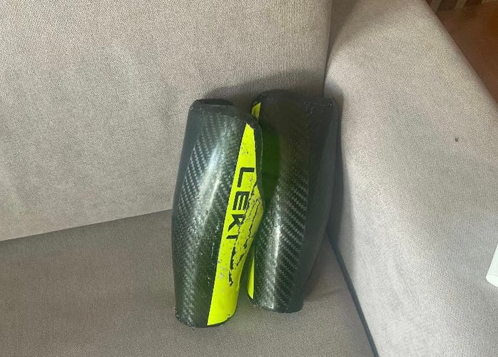 Forearm Guards Carbon Flex Wraparound