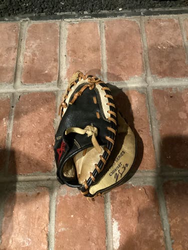 All Star Young Pro Series RH Catcher's Baseball Glove 31" (Used)