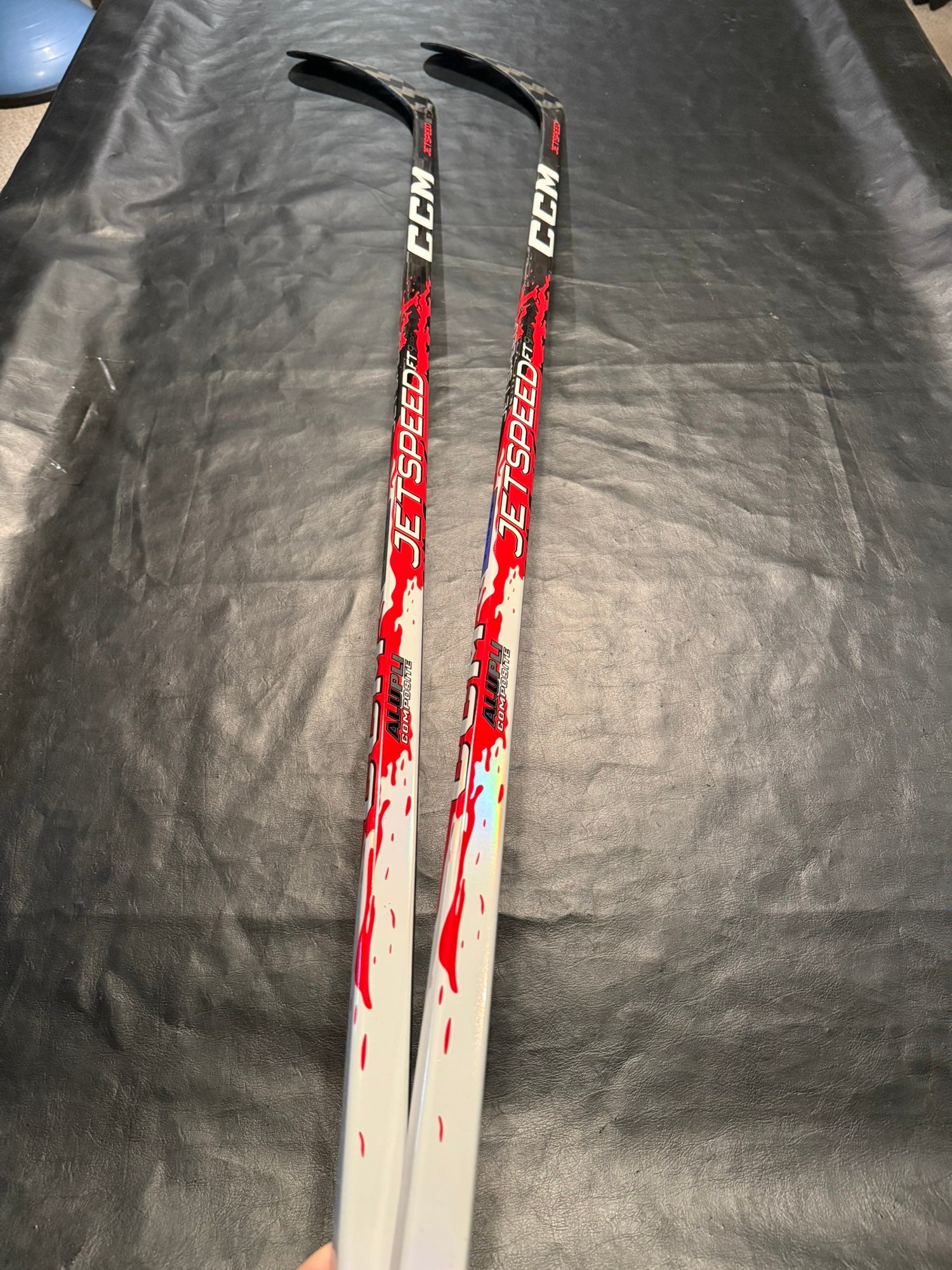 CCM FT9 PRO UNRELEASED Brand new Senior Right Hand Hockey Stick 