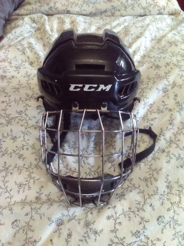Large CCM FitLite FL500 Helmet w Large CCM chrome Cage
