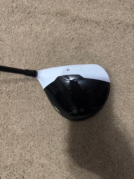 Men's 2016 TaylorMade M2 Right Handed Driver Regular Flex 10.5 Loft Graphite Shaft 45" (Used)