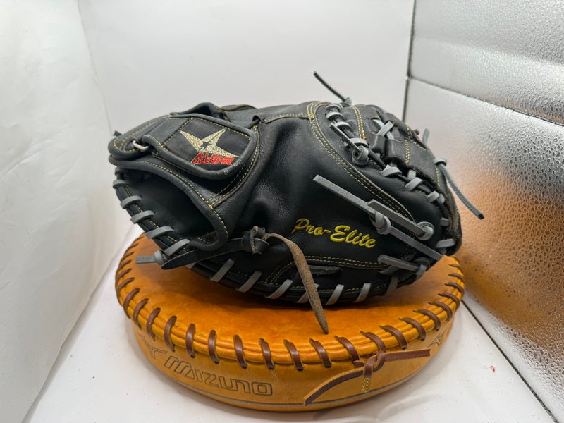 Catcher's RH All Star Pro Elite CM3000 Baseball Glove 33.5" (Used)