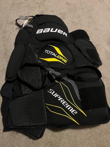 Medium Bauer Supreme TotalOne Girdle (New)