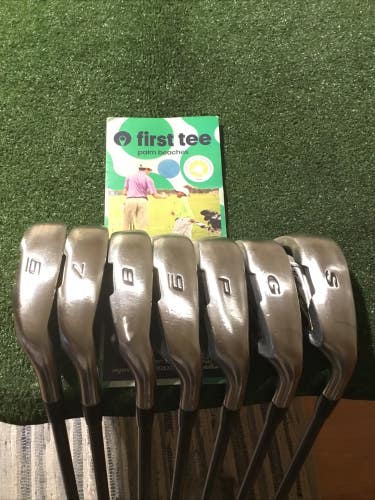 King Cobra Ladies UFi Irons Set (6-PW-GW-SW) Fujikura Sakura Graphite Shafts