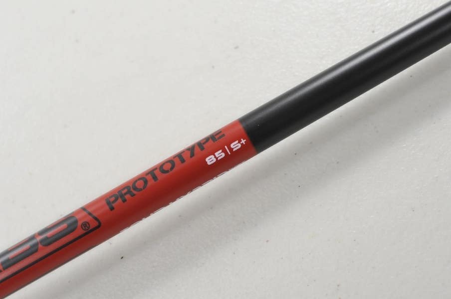 Cobra King Tec 2021 2-17* Hybrid Stiff+ Flex Right KBS Tour 85g