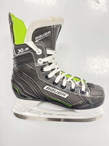Used Bauer XLS Junior Hockey Skate Junior 03 11860-S000307977