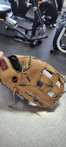 Used Spalding 13.5 BB/SB Glove RH Throw Brown 13 1/2" 11497-C000157290