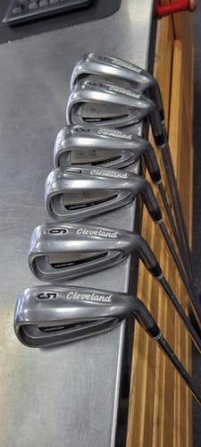 Used Cleveland LAUNCHER Mens Iron Set RH 5I-PW 11497-S000157278