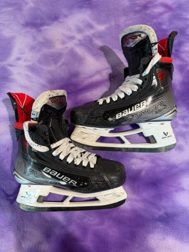 Junior Bauer Vapor X5 Pro Hockey Skates Regular Width Size 3 (Used)