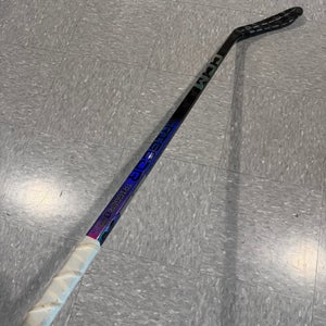 Junior CCM Ribcor Trigger 8 Pro Hockey Stick Right Handed P28 30 Flex (Used)
