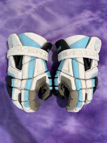 White Maverik M6 Lacrosse Gloves (Used)