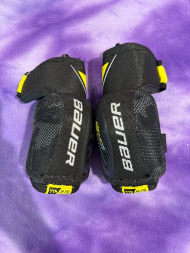 Youth Medium Bauer Supreme Ultrasonic Elbow Pads (Used)