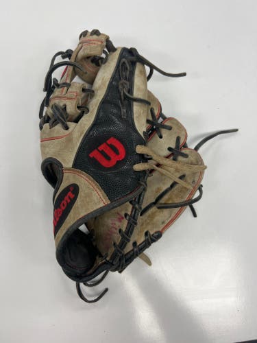 Wilson A2000 RH Baseball Glove 11.25" (Used)