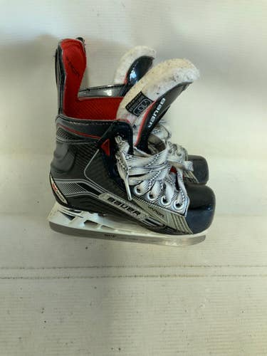 Used Bauer VAPOR X900 Youth Hockey Skate Youth 10.0 11823-S000038704