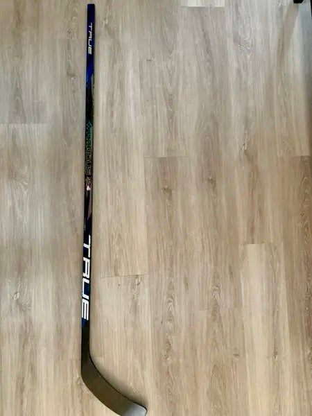 Intermediate True HZRDUS 9x4 Right Handed Hockey Stick P92M 55 Flex Pro Stock (Used)