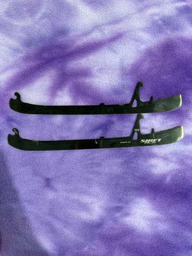 True Shift Holders, Runners, & Replacement Steel Blades 263 mm (Used)