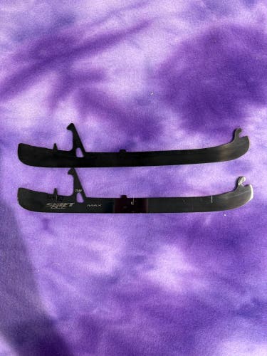 True Shift Holders, Runners, & Replacement Steel Blades 254 mm (Used)