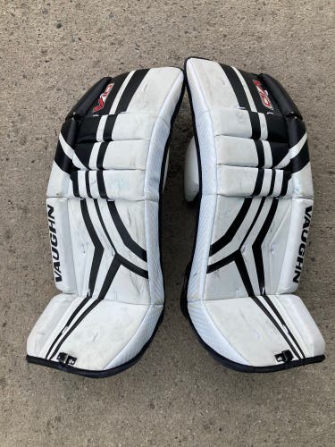 24+2" Youth Vaughn V10 Goalie Leg Pads